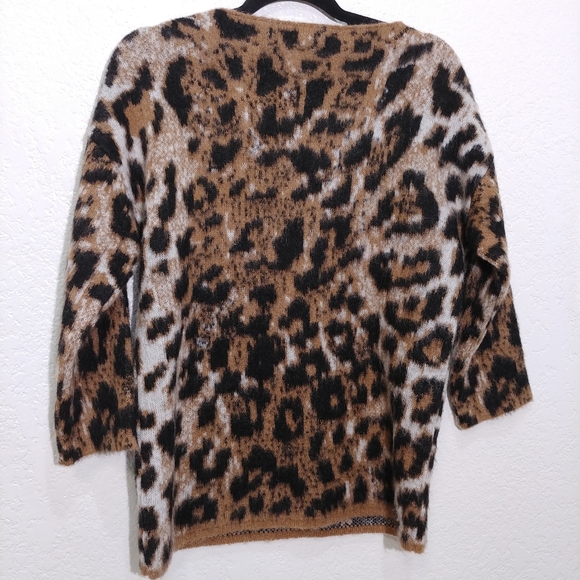 Lineamagia Made in Italy Animal Print Sweater - Picture 4 of 5